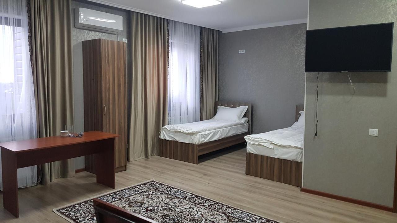 Nomad Hotel Bishkek Halal Ngoại thất bức ảnh