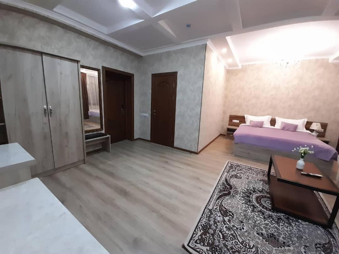 Nomad Hotel Bishkek Halal Ngoại thất bức ảnh